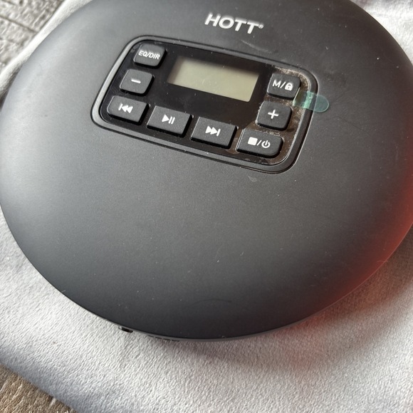 HOTT CD204 Portable CD Player Personal Compact CD Player - Picture 4 of 11